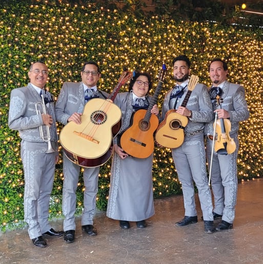 Gallery photo 3 of Mariachi Espuelas