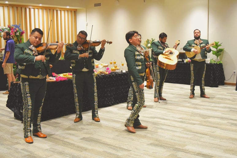 Gallery photo 7 of Mariachi Espuelas de Plata