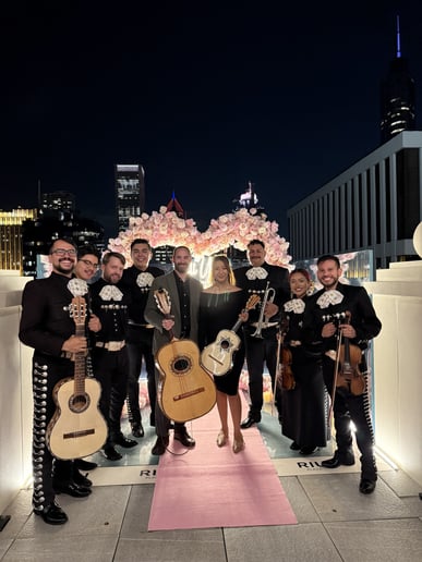 Gallery photo 3 of Mariachi Estrellas de Chicago