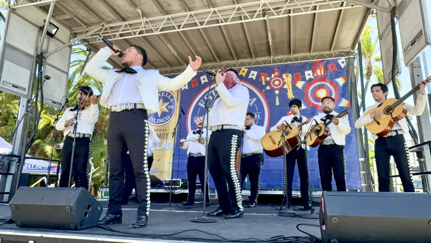 Gallery photo 6 of Mariachi Fuente Originado en San Diego