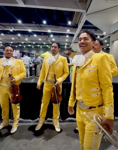 Gallery photo 23 of Mariachi Fuente Originado en San Diego