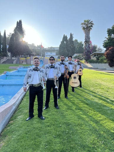 Gallery photo 6 of Mariachi Juvenil Atotonilco