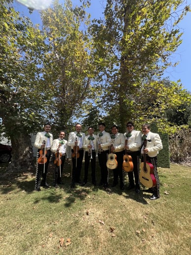 Gallery photo 2 of Mariachi Juvenil Atotonilco