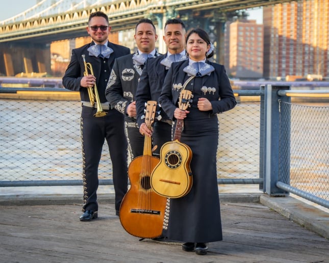 Gallery photo 3 of Mariachi Juvenil Azteca