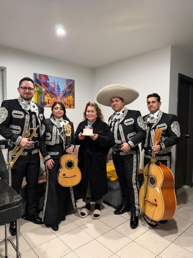 Gallery photo 5 of Mariachi Juvenil Azteca
