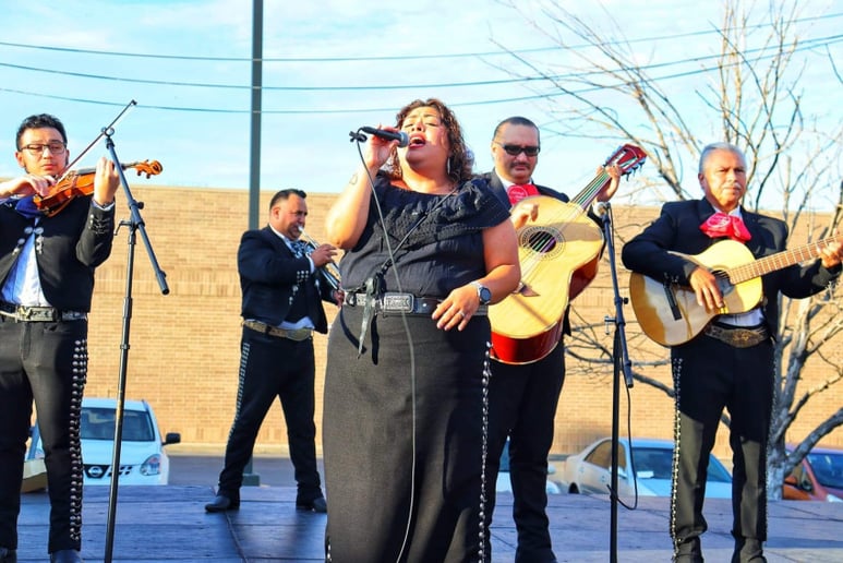 Gallery photo 4 of Mariachi Los Galleros