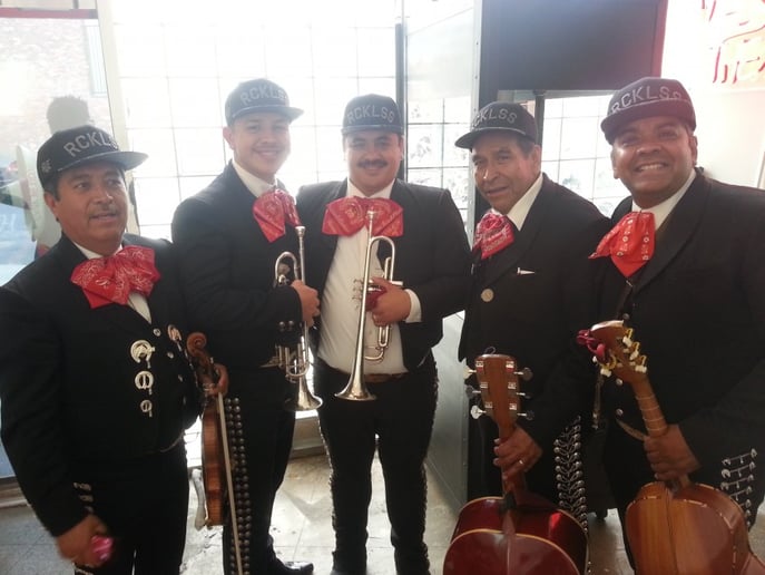 Gallery photo 8 of Mariachi  Los  Plateados