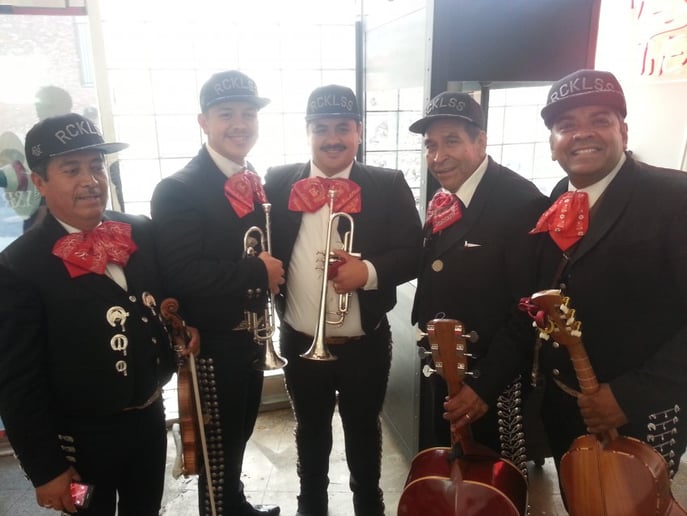 Gallery photo 9 of Mariachi  Los  Plateados