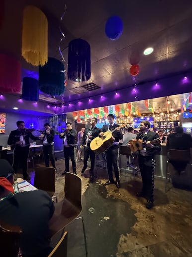 Gallery photo 2 of Mariachi Los Viajeros