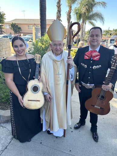 Gallery photo 9 of Mariachi Luceros de México