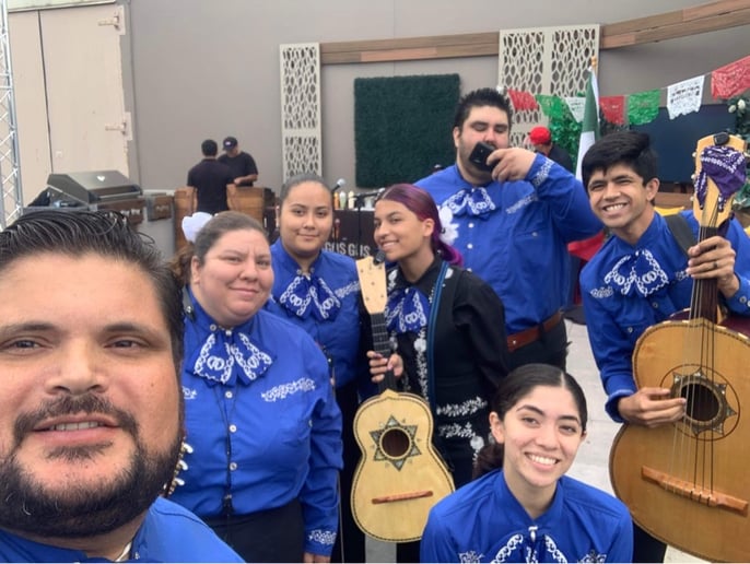 Gallery photo 12 of Mariachi Mi Mexico