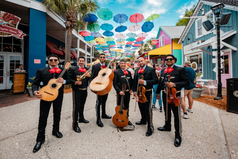 Gallery photo 3 of Mariachi Moderno Internacional