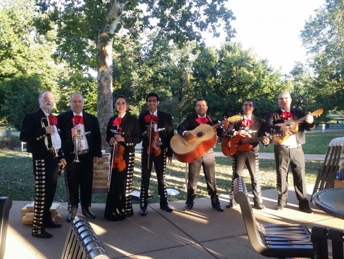 Gallery photo 5 of Mariachi Nuevo Azteca