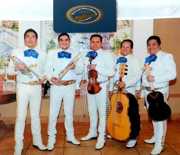 Gallery photo 2 of Mariachi Nuevo Mexico