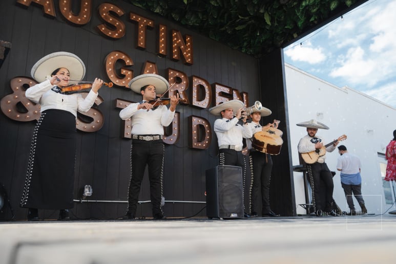 Gallery photo 3 of Mariachi Relámpago