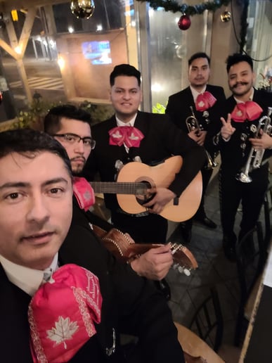 Gallery photo 6 of Mariachi Tequila