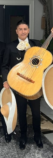 Gallery photo 7 of Mariachi Tequila
