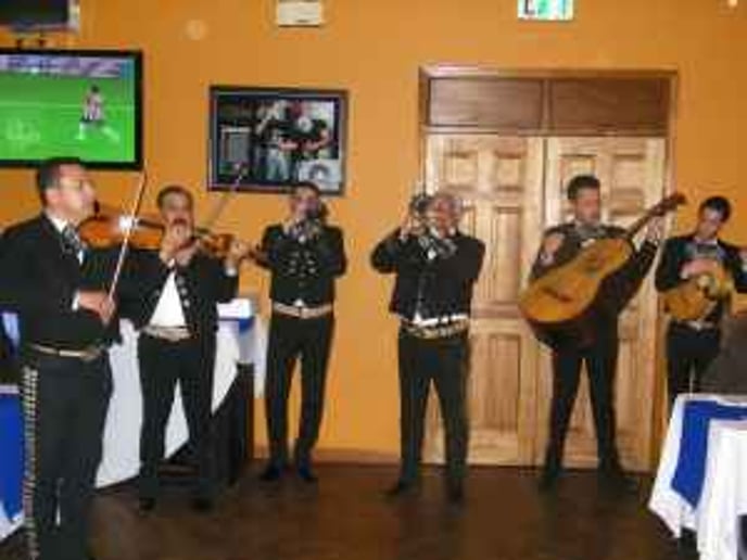 Gallery photo 9 of Mariachi Trio Estrellas De Oro