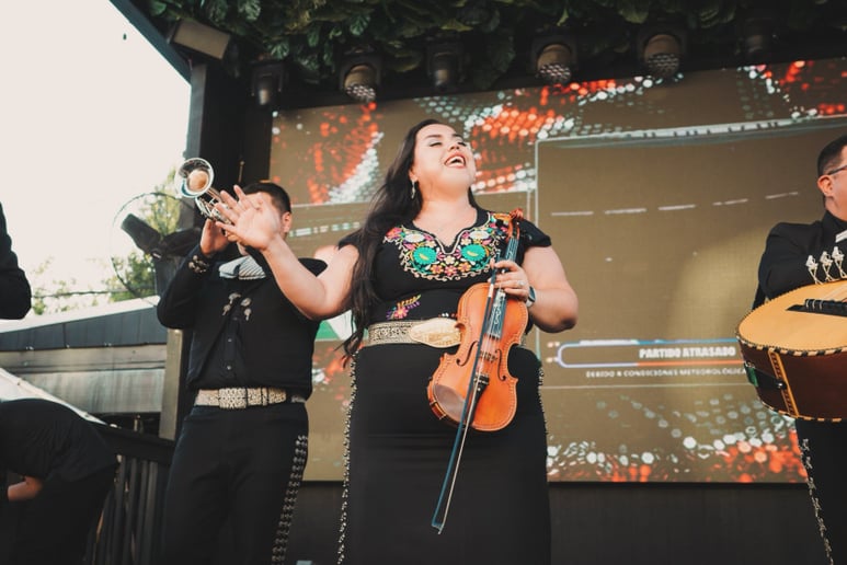 Gallery photo 1 of Mariachi Voz de Pasion
