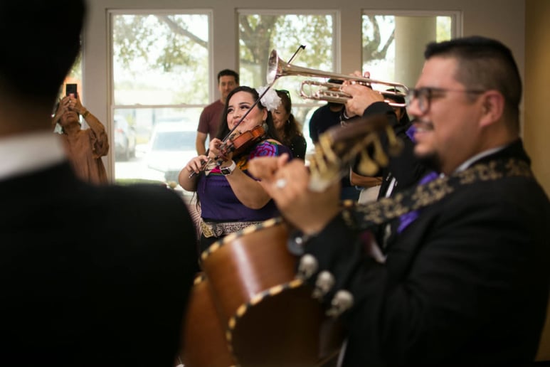 Gallery photo 6 of Mariachi Voz de Pasion