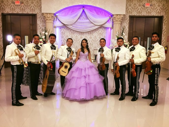 Gallery photo 3 of Mariachi Xochipilli
