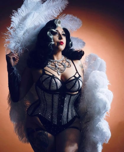Gallery photo 9 of Marie Risqué
