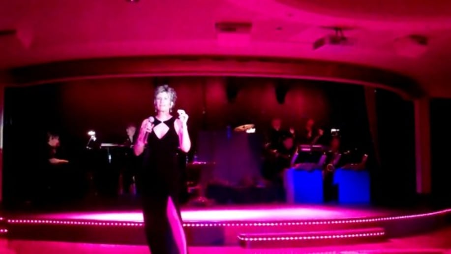 Gallery photo 6 of Marieann Meringolo - Romantic, Standards & More
