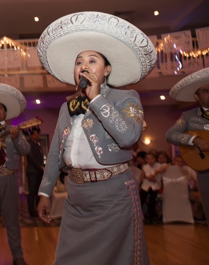 Gallery photo 1 of Mariela Sings