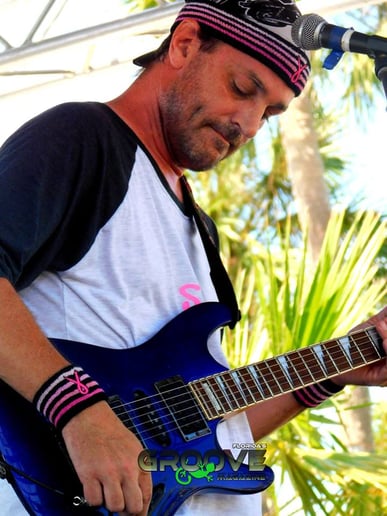 Gallery photo 3 of Karen & the Managers