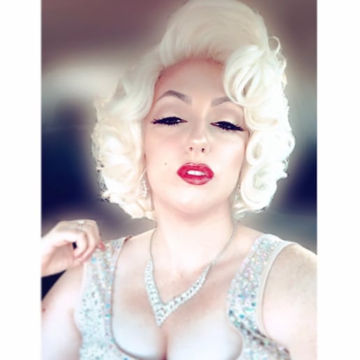 Gallery photo 5 of Grace as Marilyn