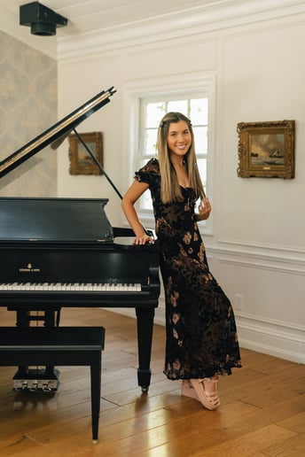 Gallery photo 3 of Marissa McRoberts