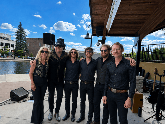 Gallery photo 13 of Mark Blomsteel & The Motor City Drive