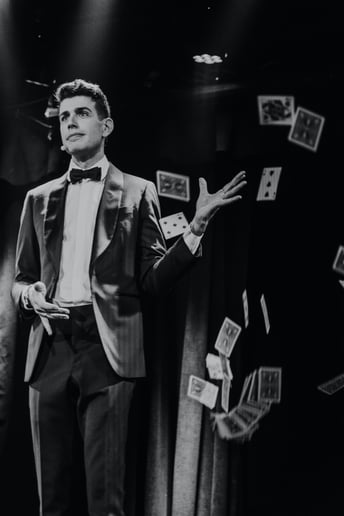 Gallery photo 3 of Mark Clearview - Comedy Magician