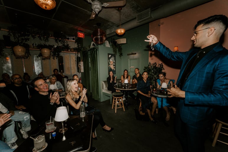 Gallery photo 4 of Mark Clearview - Comedy Magician