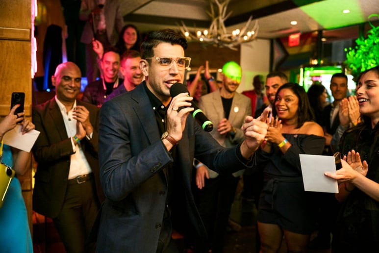Gallery photo 8 of Mark Clearview - Comedy Magician