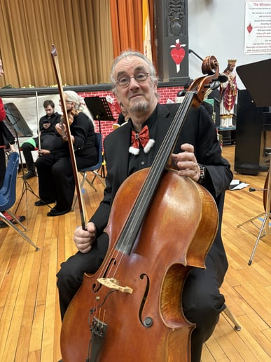 Gallery photo 3 of Cello Soloist specializing in the Bach Cello Suites