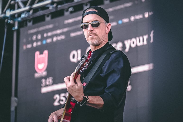 Gallery photo 9 of Mark Solo/Love & Solo Duo