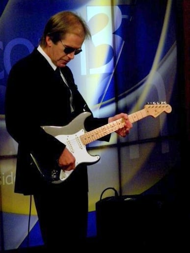 Gallery photo 4 of Mark Lynch