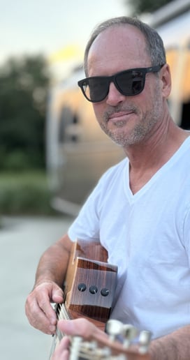 Gallery photo 1 of Mark Pawlak - The Songwriters' Playlist