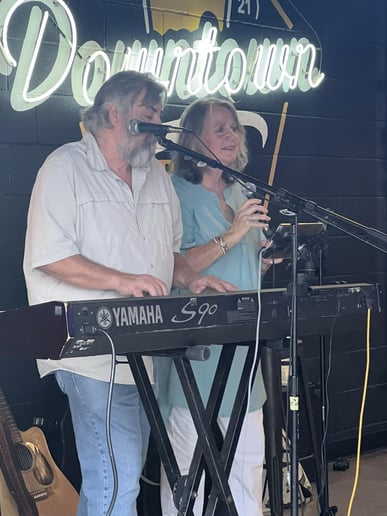 Gallery photo 10 of Mark and Brenda Ramsey