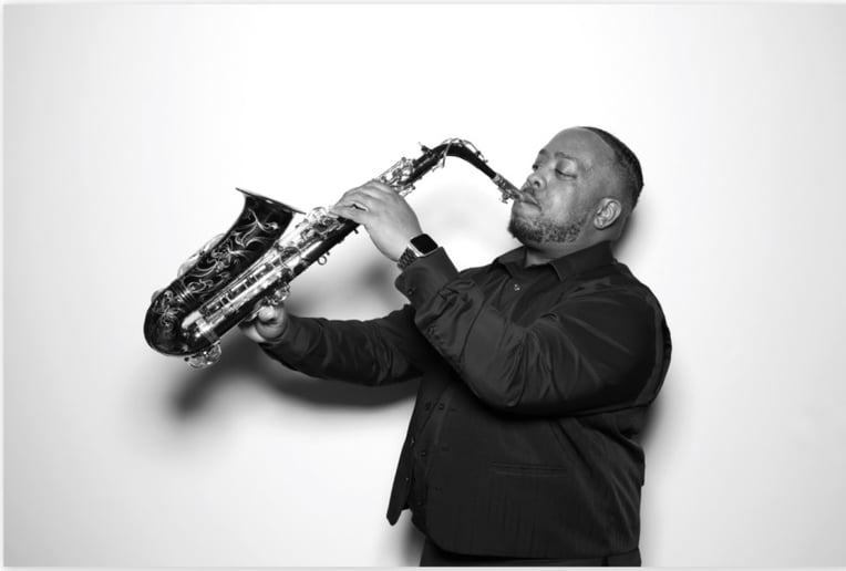 Gallery photo 1 of Mark Terre