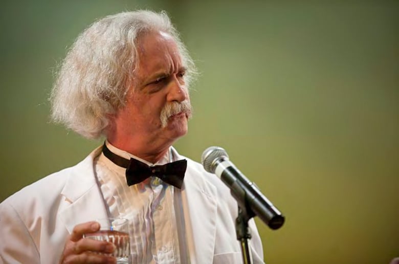 Gallery photo 1 of Mark Twain Reflects