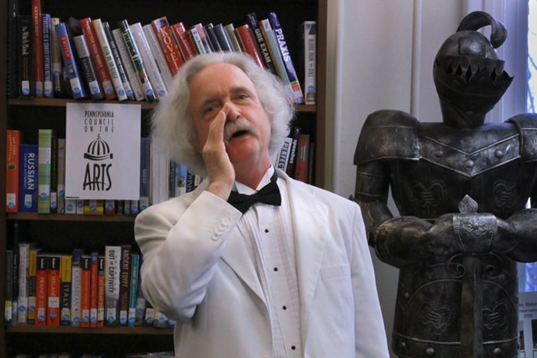 Gallery photo 10 of Mark Twain Reflects