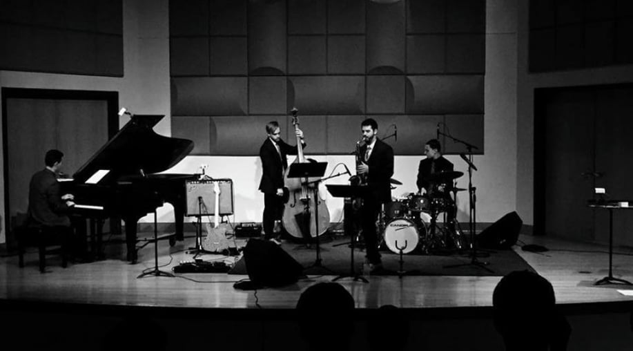 Gallery photo 5 of Mark Viavattine Jazz