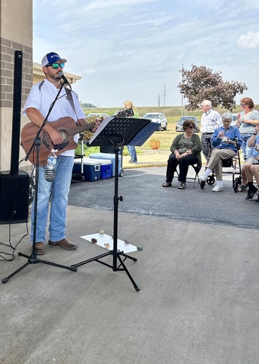 Gallery photo 33 of Mark Zalaznik Music
