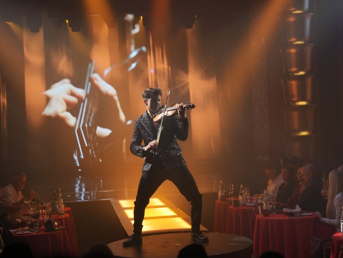 Gallery photo 1 of Marki Lucky Pyro-Violinist