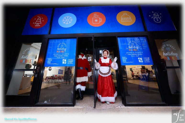 Gallery photo 2 of Married Santa and Mrs. Claus Team