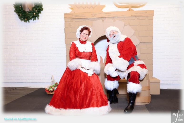 Gallery photo 9 of Married Santa and Mrs. Claus Team