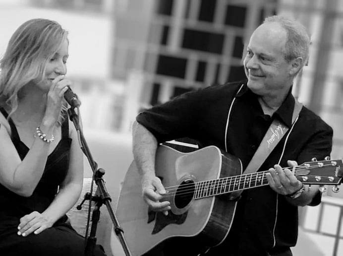 Gallery photo 1 of Paris Gibbs Duo