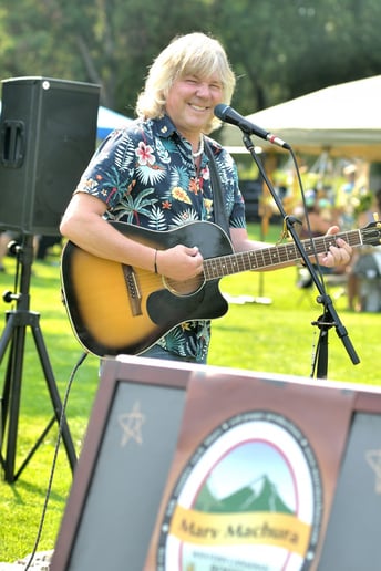 Gallery photo 2 of Marv Machura